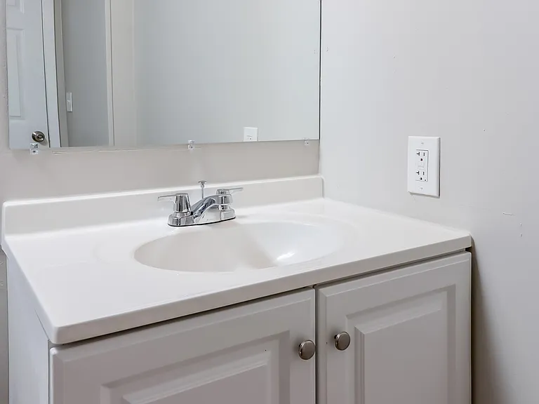 2603 Martha Ln — Photo 23