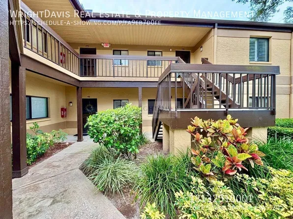 2661 Sabal Springs Cir APT 205, Clearwater, FL 33761