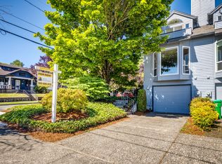 5845 SW Kelly Ave, Portland, OR 97239