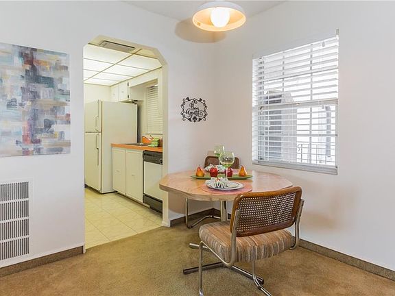 3rd image of 8681 Bardmoor Blvd #204C