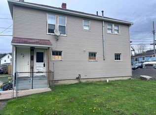 117 1/2 Davis St, Elkins, WV