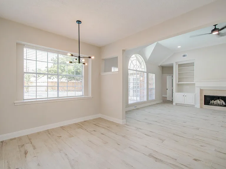 1711 Stone Meadows Ln — Photo 16