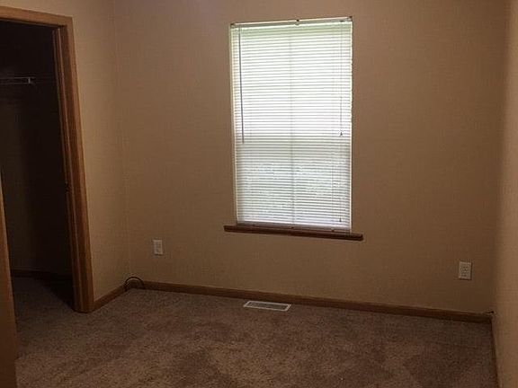 2nd image of 4504 Redhaven Dr