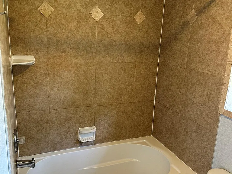 2743 Maple Tree Rd #A — Photo 18