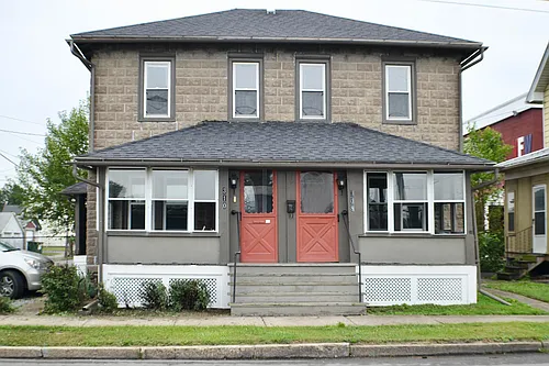 310 Rose St Photo 1