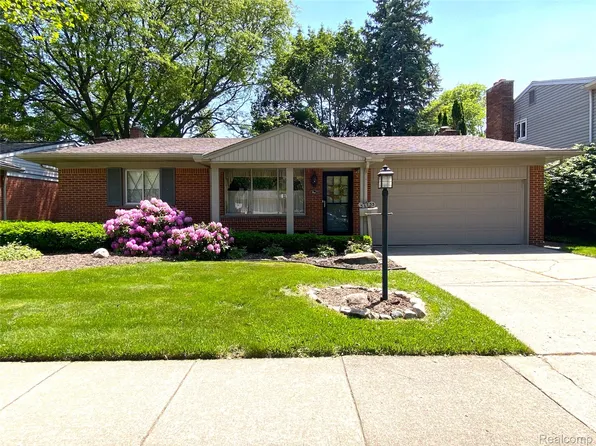 36733 Marler St, Livonia, MI 48154
