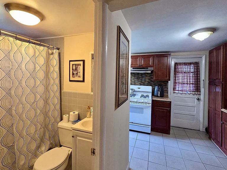 1430 Sussex Tpke #1 — Photo 9