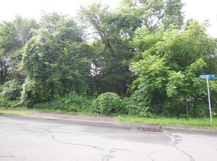 20 Cherry Dr, Nanticoke, PA