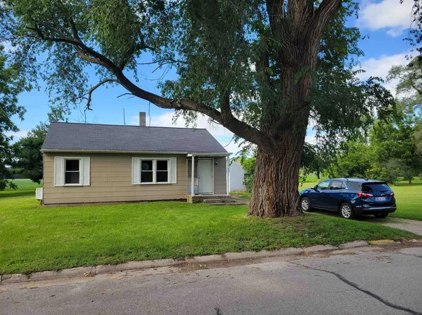 4300 North St, Akron, MI 48701