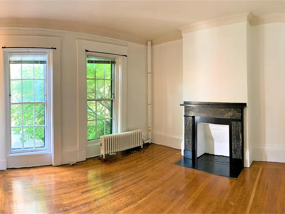 56 S Russell St #3