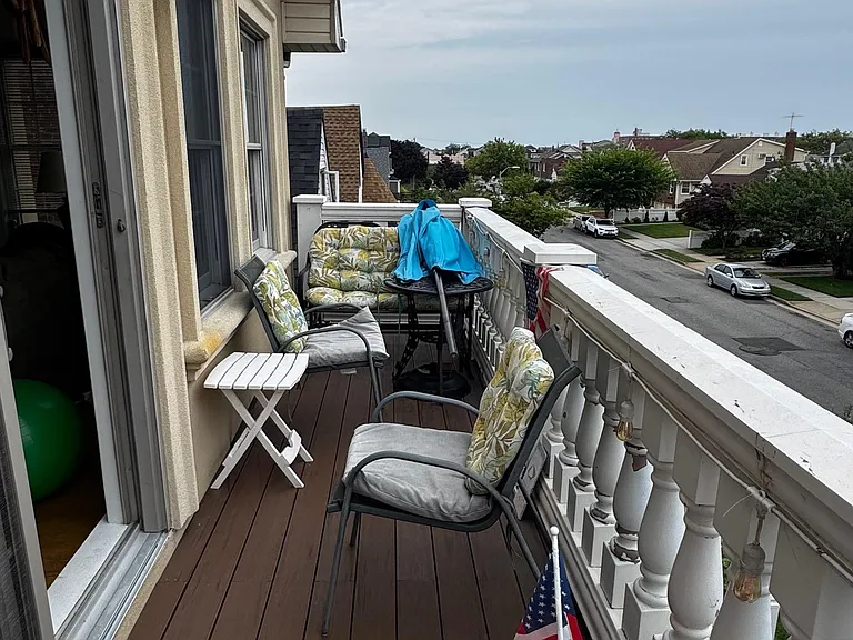 621 E Olive St #2 — Photo 15