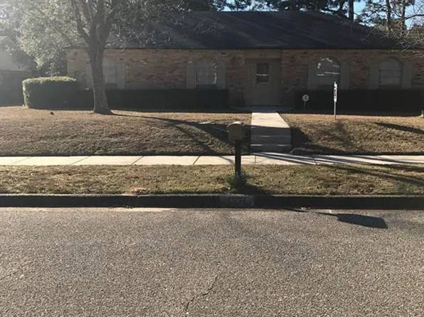 1921 Lebaron Dr W, Mobile, AL 36618