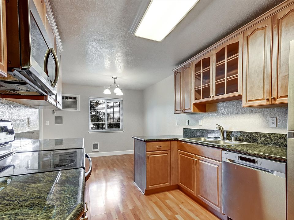 1st image of 551 W Latimer Ave #551