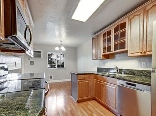551 W Latimer Ave #551, Campbell, CA 95008