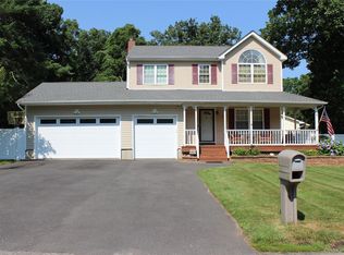 3 Lonscreek Place, Mastic Beach, NY 11951
