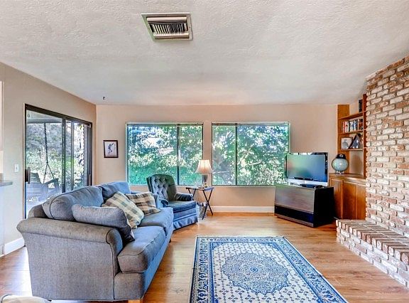 3rd image of 27781 Quiet Hollow Ln