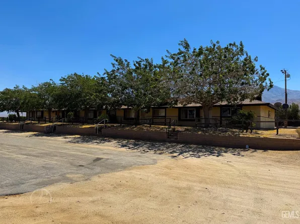 4660 Cortina Dr, Lake Isabella, CA 93240