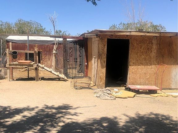 5th image of 32726 Agate Rd