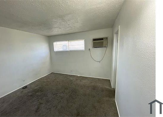 2nd image of 2619 Sherwood St #18