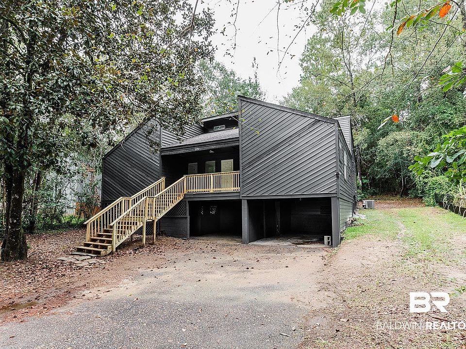 1st image of 371 Ridgewood Dr
