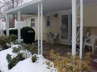 5280 Sherwood Dr, Fairview Park, OH