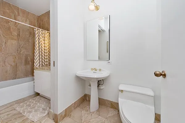 Rented by Keller Williams NYC | media 18