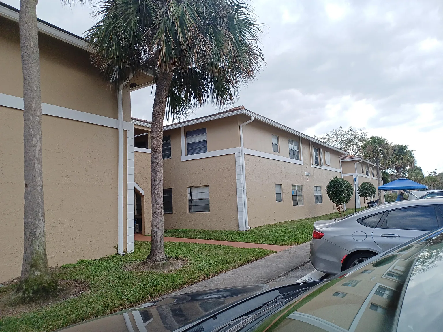 2 bed, 2.0 bath, 768 sqft, $2,100 — Photo 3