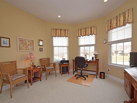 2nd image of 9683 Manassas Dr