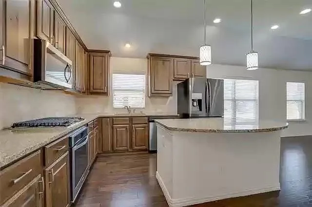 1412 Rose Bud Ct — Photo 6