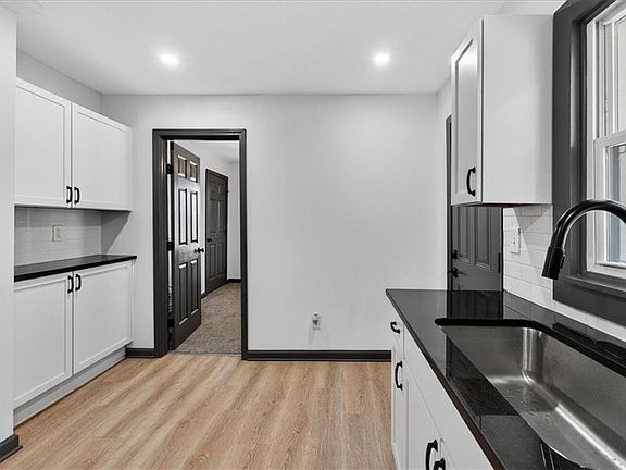 4th image of 3541 E 78th St