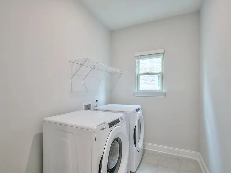1673 Boardwalk Pl — Photo 12