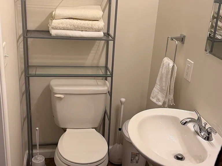 164 Jonathan Ln — Photo 13