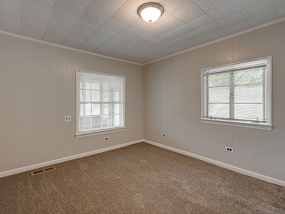 Bedroom off of kitchen