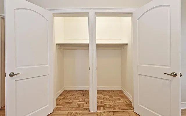 Sold by REMAX Distinguished Homes | media 9