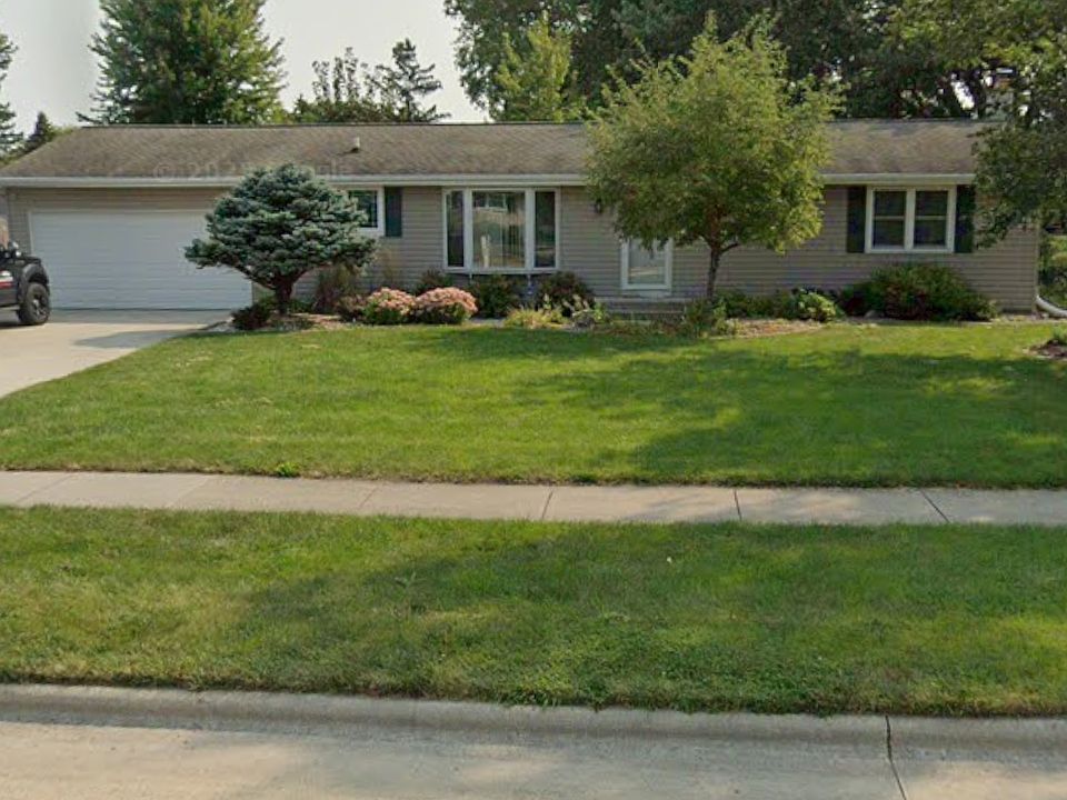 1st image of 870 Greenfield Trl