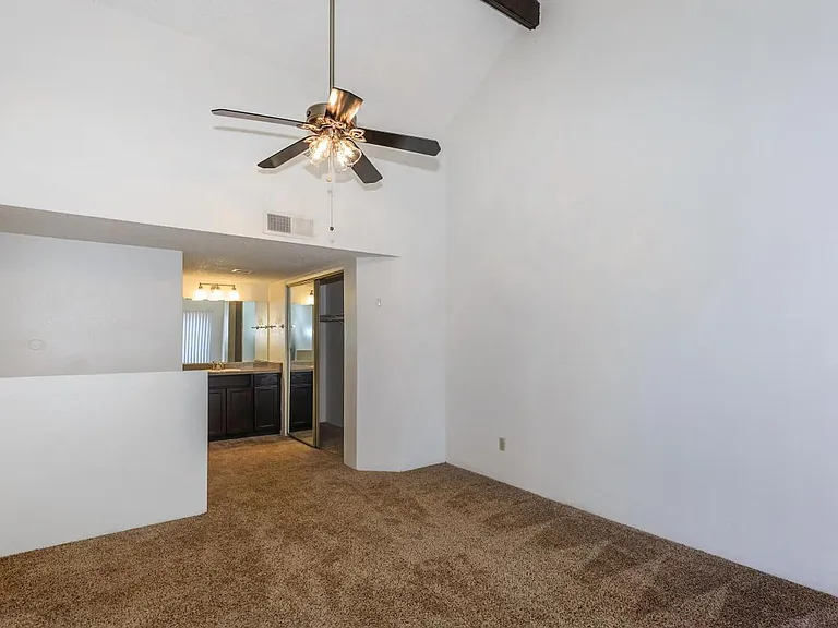 Rio Cancion Apartments — Photo 114