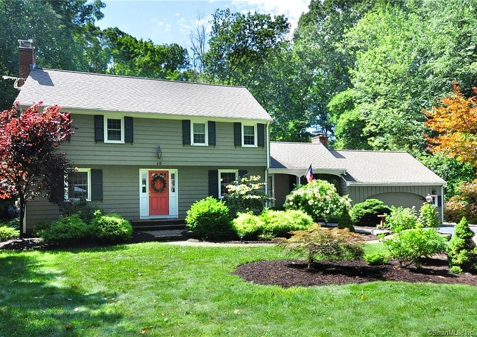 1st image of 60 Highwood Dr
