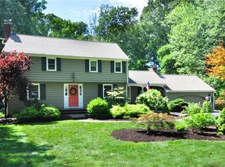 60 Highwood Dr, Avon, CT 06001