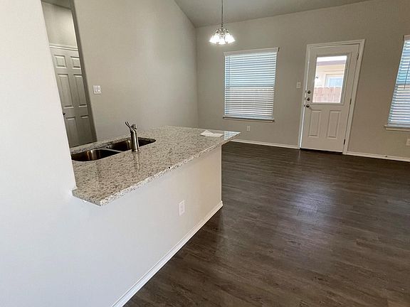 4th image of 9207 Canyon Bnd #2