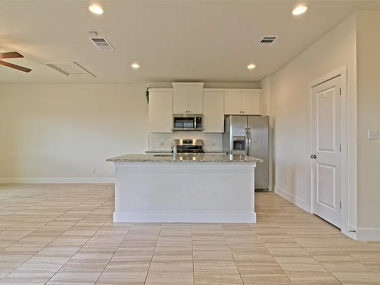 555 White Steppe Way — Photo 15