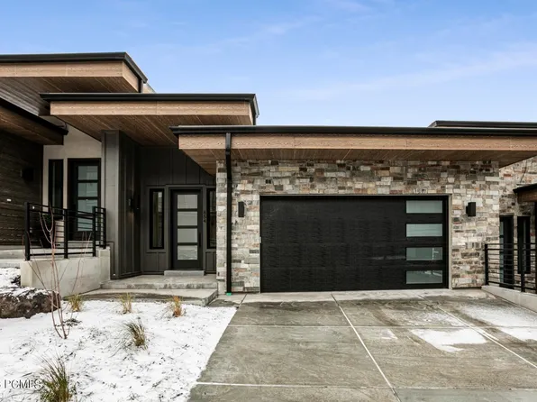 854 E Klaim Dr, Hideout, UT 84036