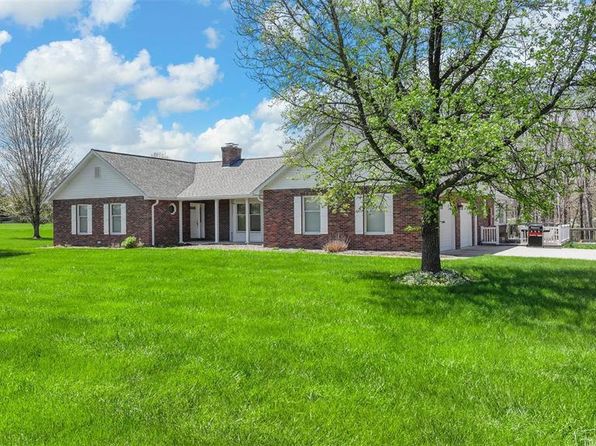 20731 Columbine Dr, Warrenton, MO 63383