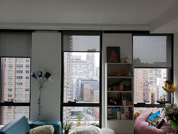 3rd image of 626 1st Ave APT W18h