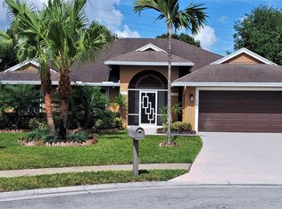 1955 Lindsey Ct, Wellington, FL 33414