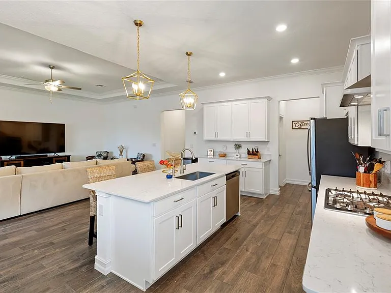 8692 Little Bluestem Dr — Photo 10