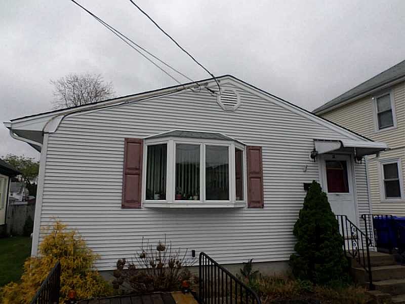 2nd image of 38 Ferncliff Ave