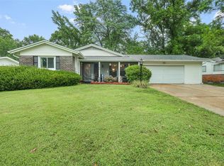3160 Heatherton Dr, Florissant, MO