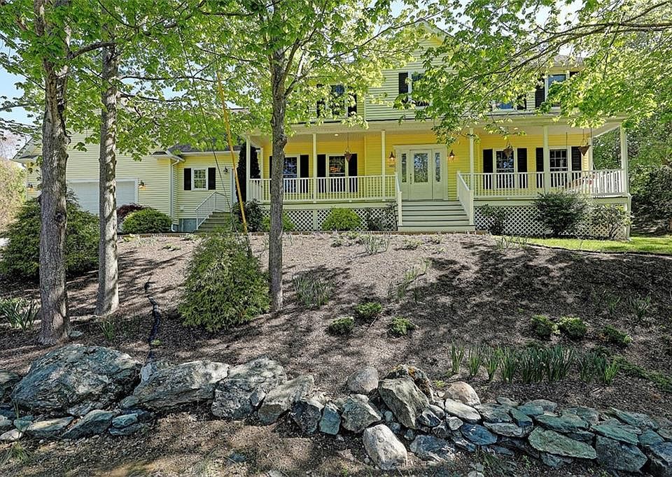 985 Great Rd, Lincoln, RI 02865 Zillow