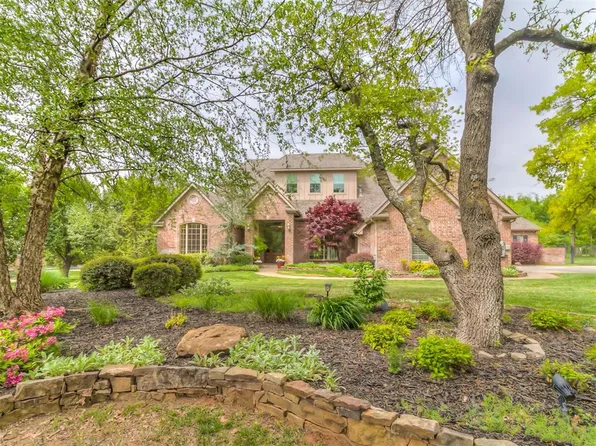 5717 Wynstone Dr, Edmond, OK 73034