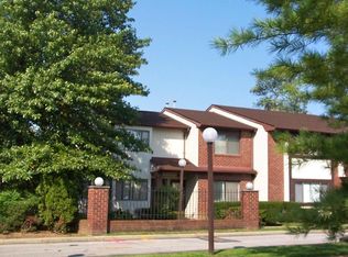 865 County Line Rd, Amityville, NY 11701